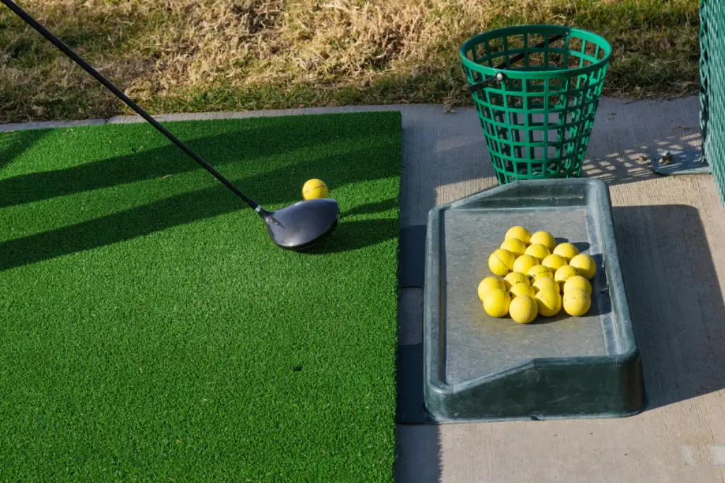 best outdoor golf practice mat tips