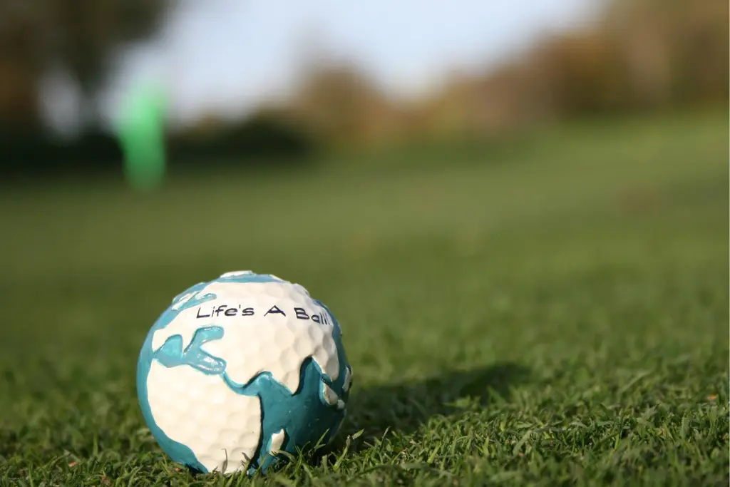 dimple patterns of golf balls